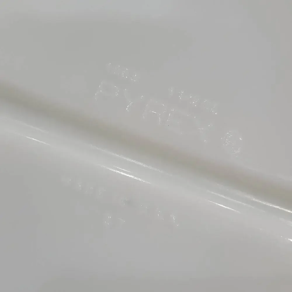 Pyrex Vintage Divided Oval Serving‎ Baking Milk Glass Dish 1.5qt White
